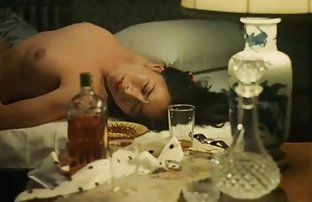 XXX Chanel Rae menunjukkan tubuhnya yang indah dalam ngetot artis indonesia sebuah wawancara