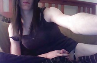XXX Latina Busty bersenang-senang dengan seks oral dan lemak bokrp artis indo ayam