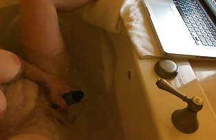 XXX Ass brunette ass artis indo vs bule fucking fucked dengan blowjob